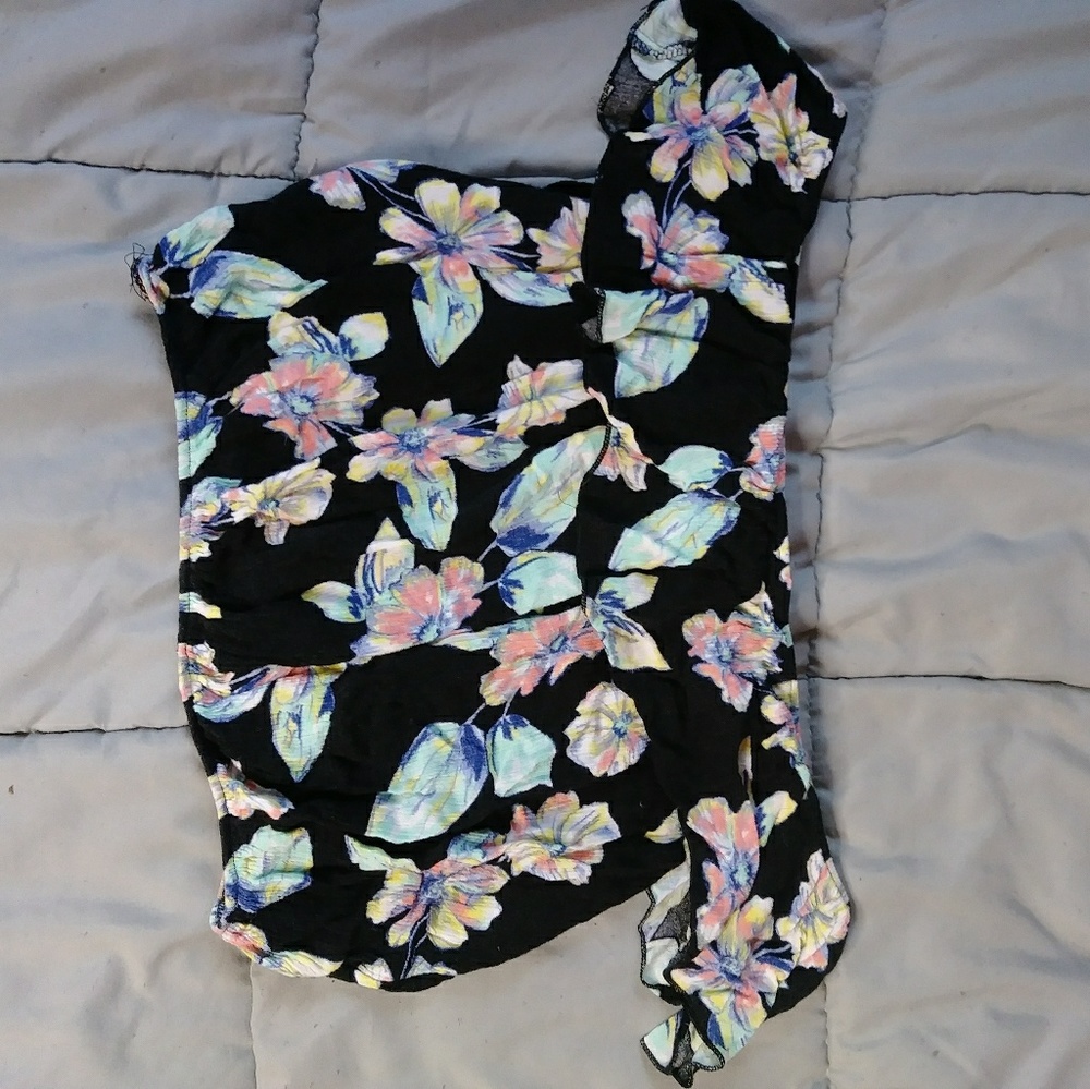 Cropped off the shoulder shirt